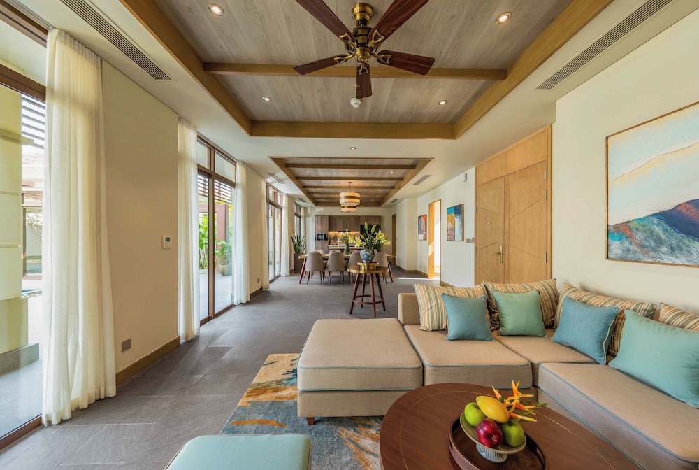 Fusion Resort and Villas Da Nang 32/50