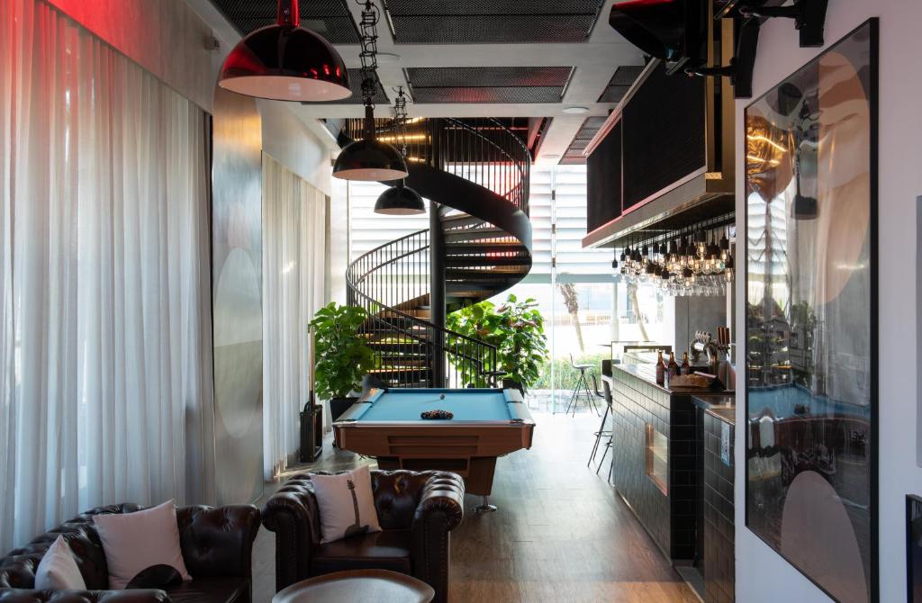 The Aberdeen by Ovolo, a Wyndham Hotel 22/28
