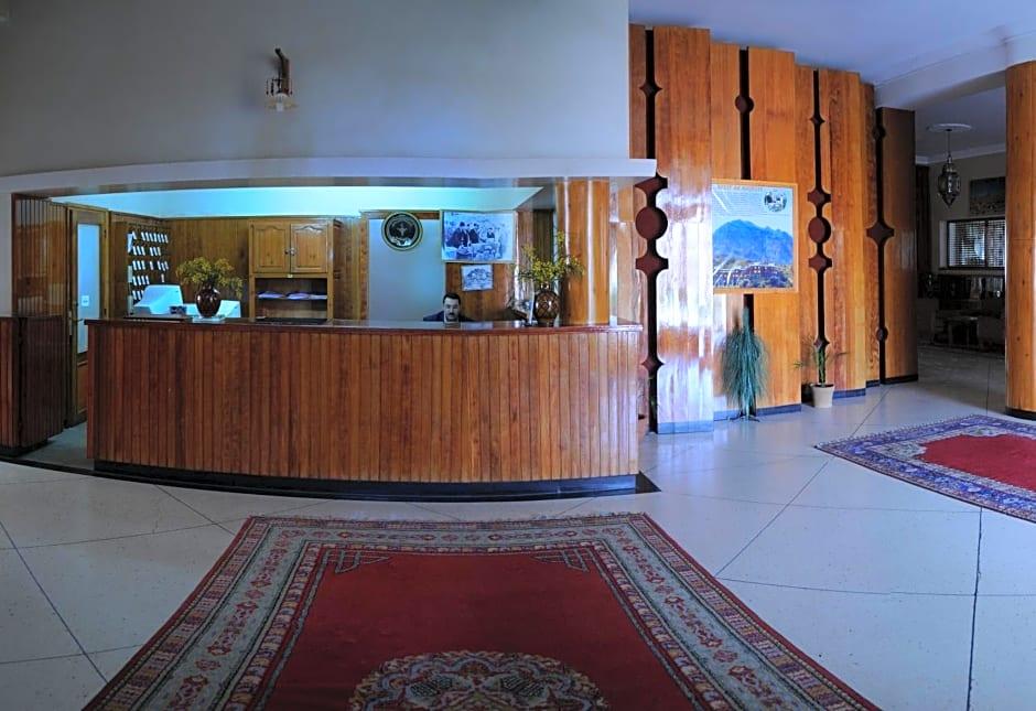 HOTEL LES AMANDIERS 6/39