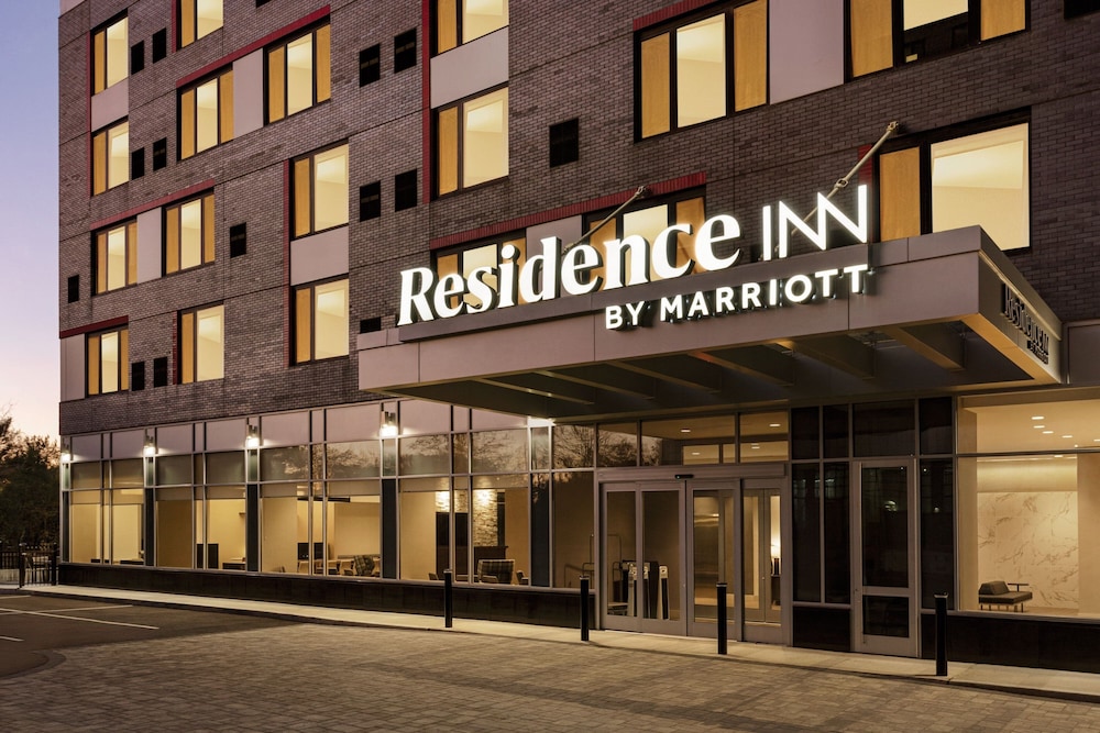 Residence Inn by Marriott New York JFK Airport 2/36