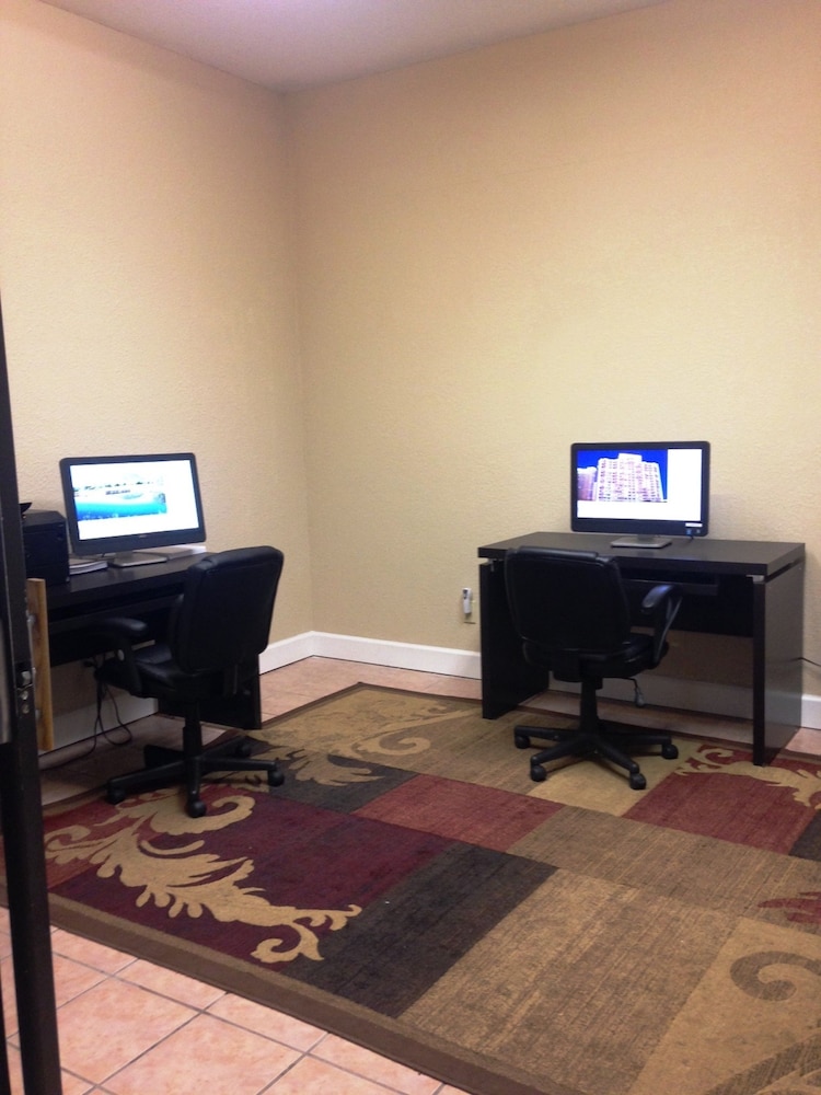 The Suites At Fall Creek 27/49