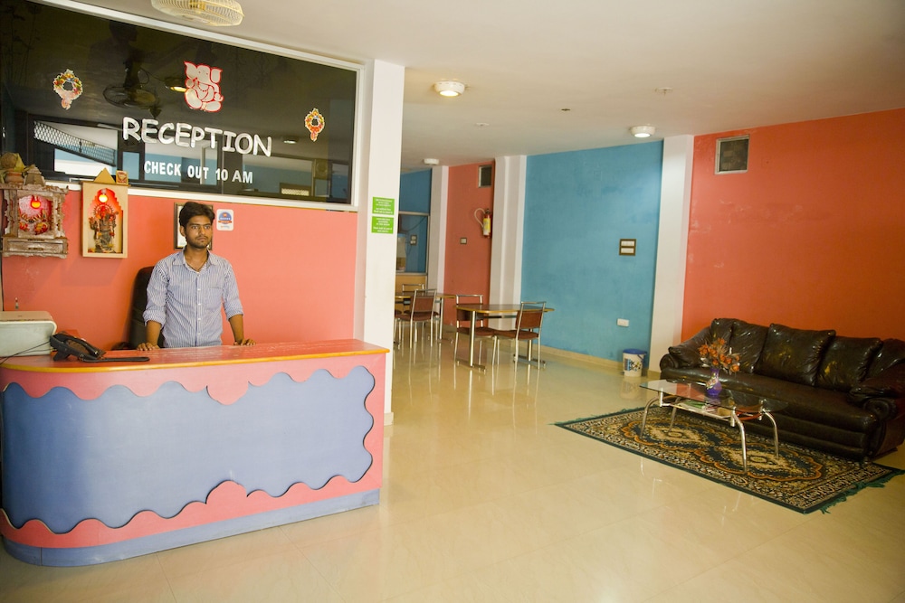 Hotel Ganesha 6/63