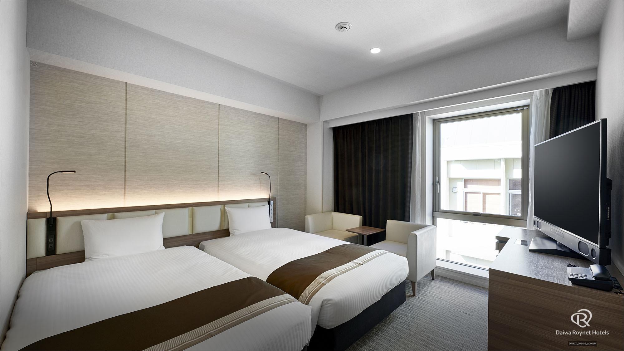 Moderate, Twin Beds