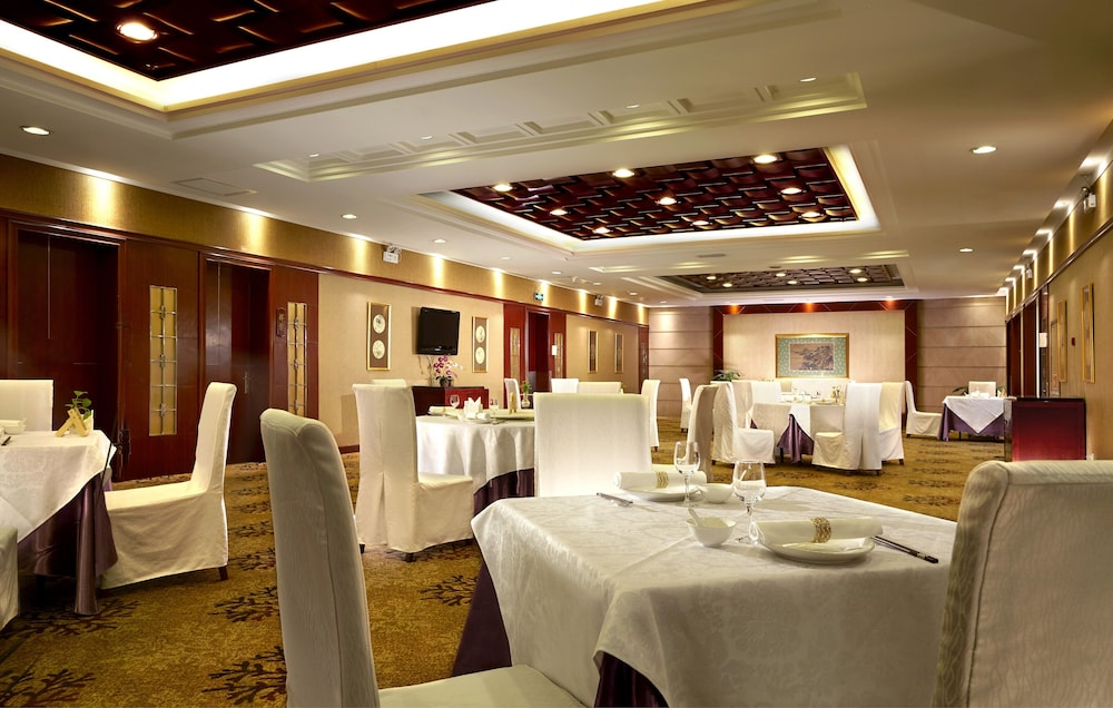 Dalian East Hotel 22/26