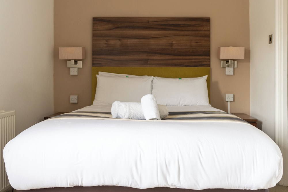 STANDARD, DOUBLE BED