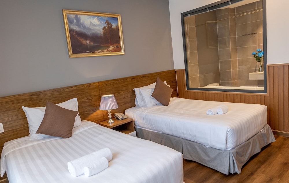 SUPERIOR, TWIN BEDS