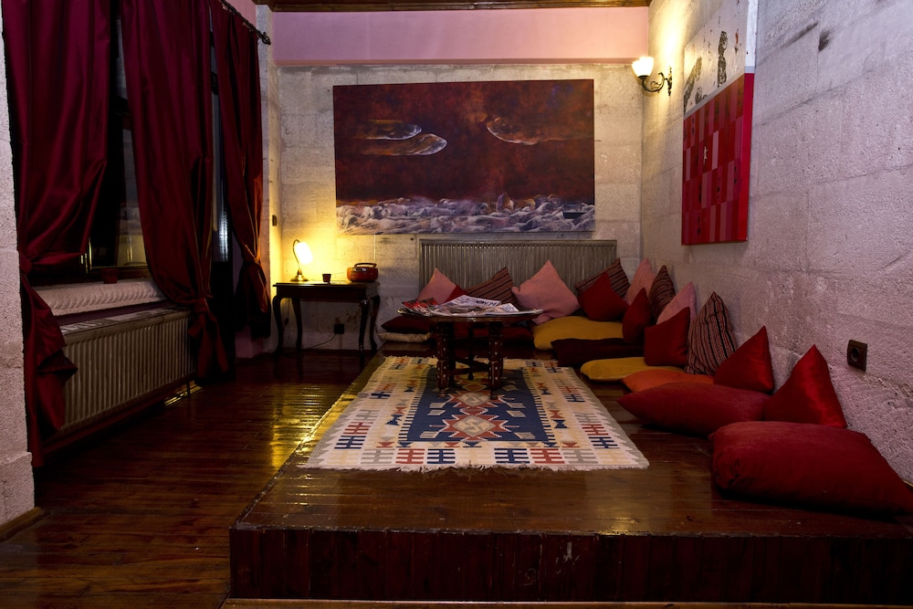 KARLIK EVI BOUTIQUE HOTEL 61/77
