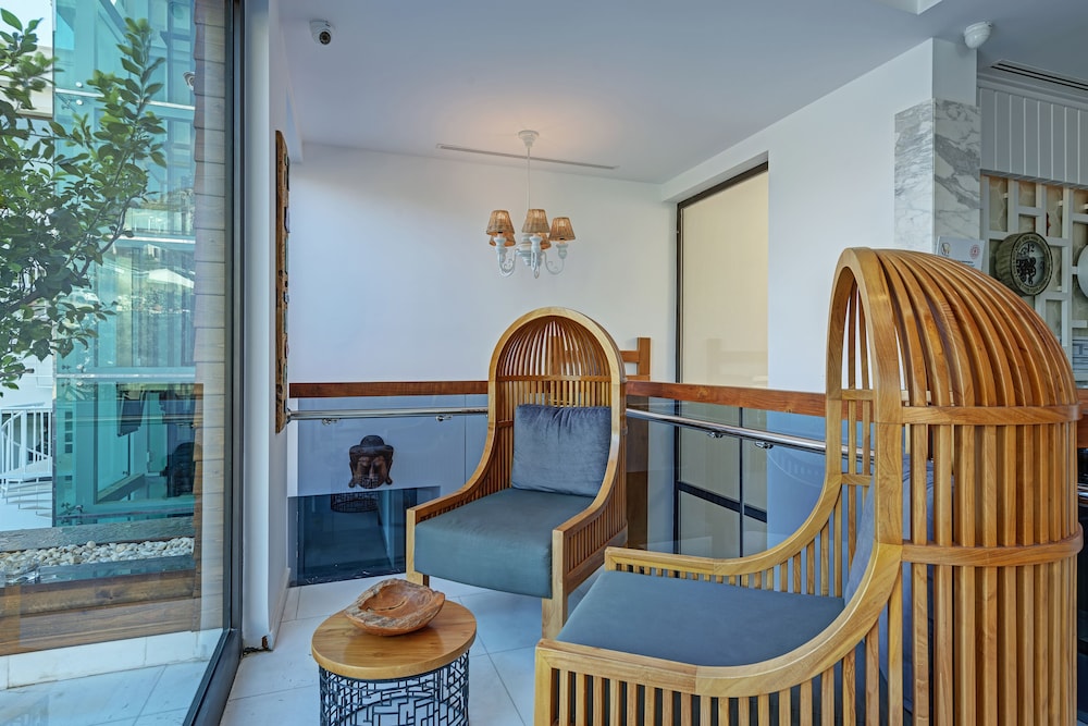 Meis Exclusive Hotel 45/50