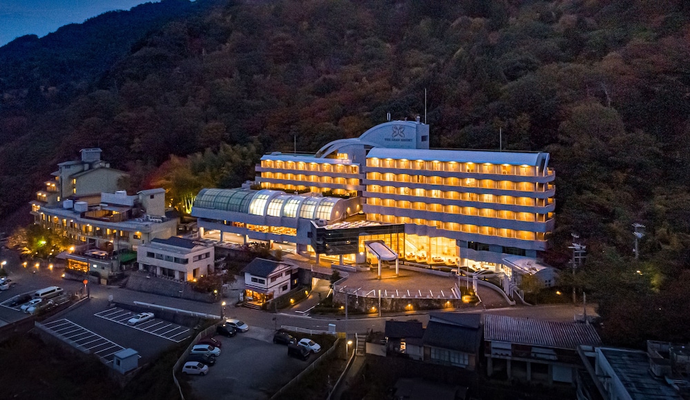 The Grand Resort Princess Arima 2/50