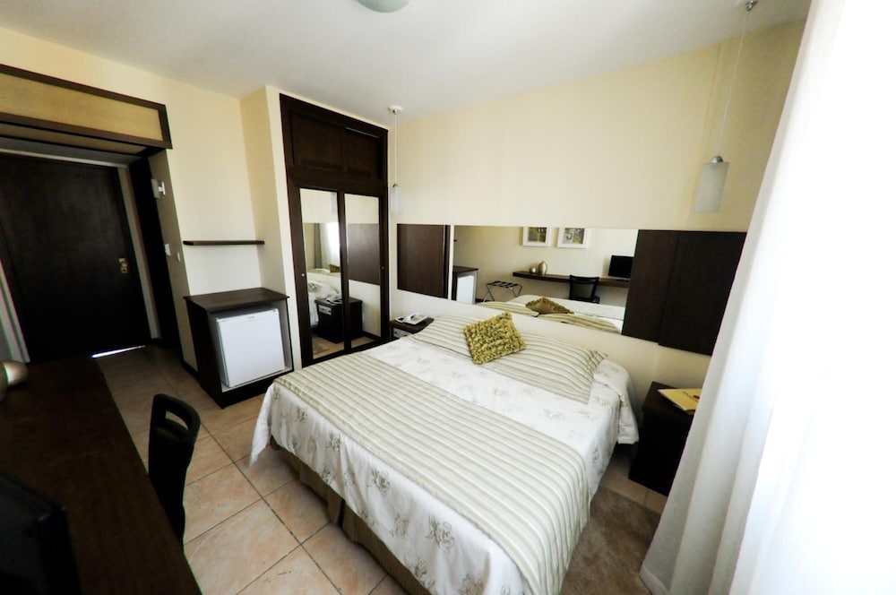 San Michel Hotel 25/73