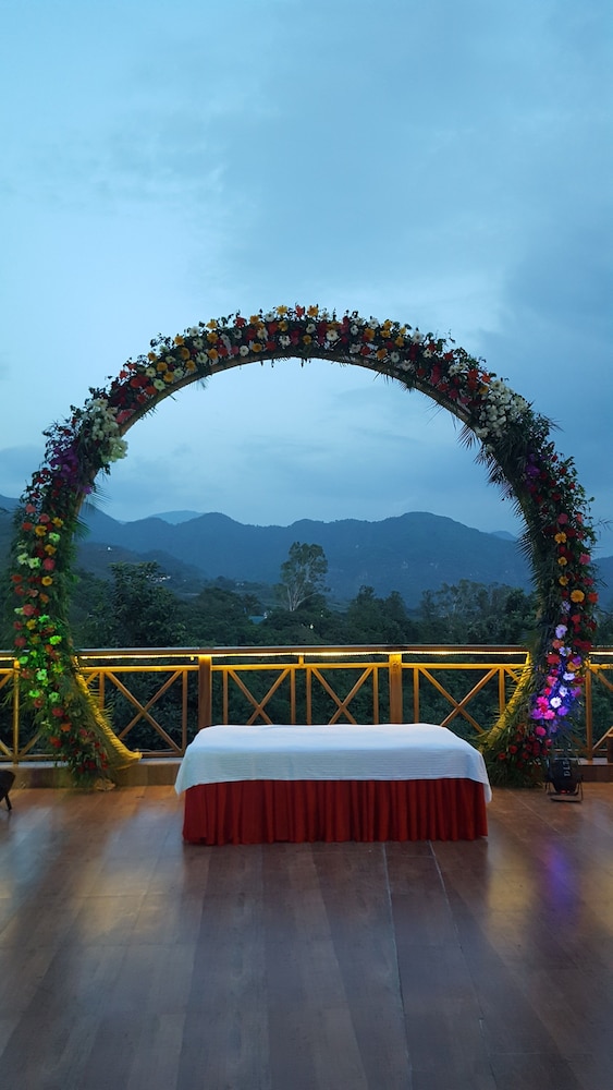 Hotel Rajpur Heights 6/50