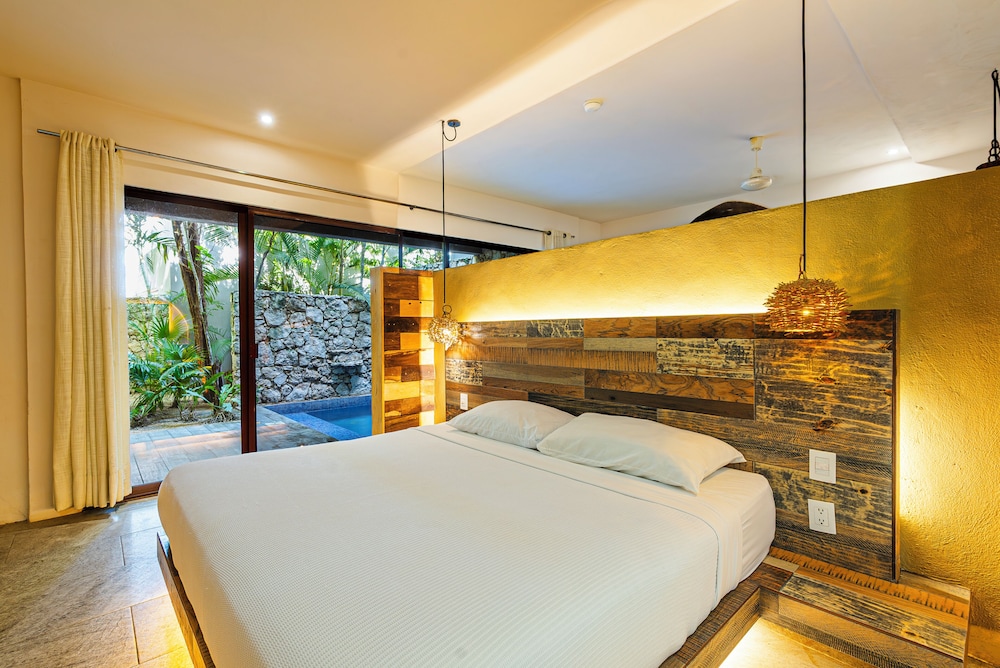 Suite, Private Pool