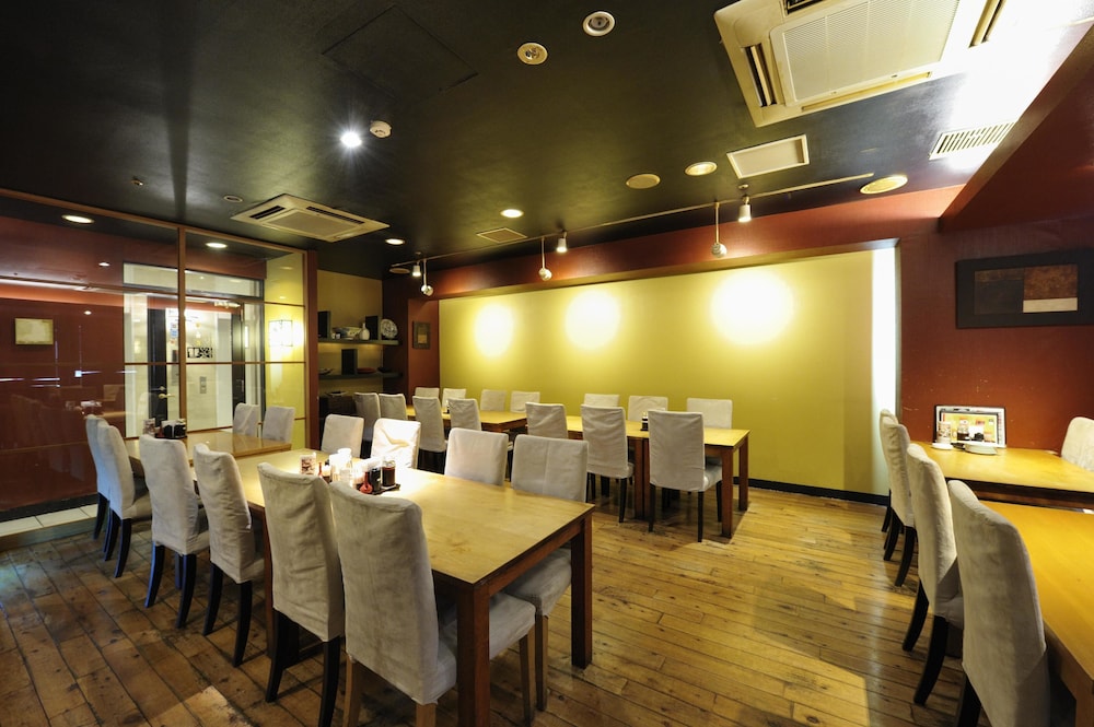 Court Hotel Shin Yokohama 32/39