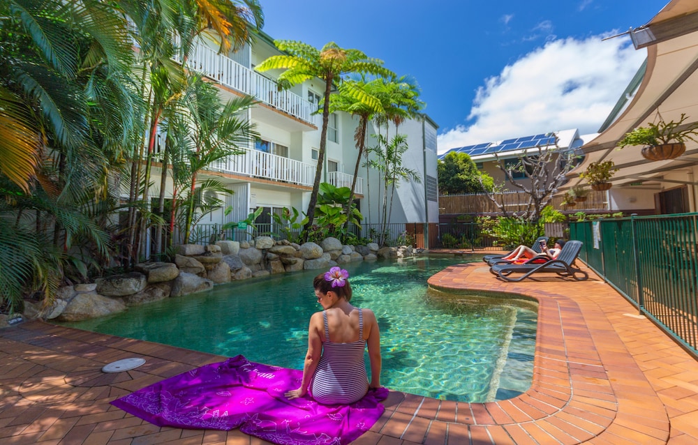 CORAL TREE INN 29/53