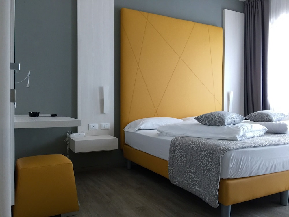 Hotel Casa Serena 23/53