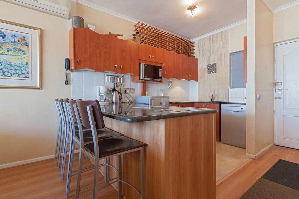 Cape Town Beachfront Apartments At Leisure Bay 4/50