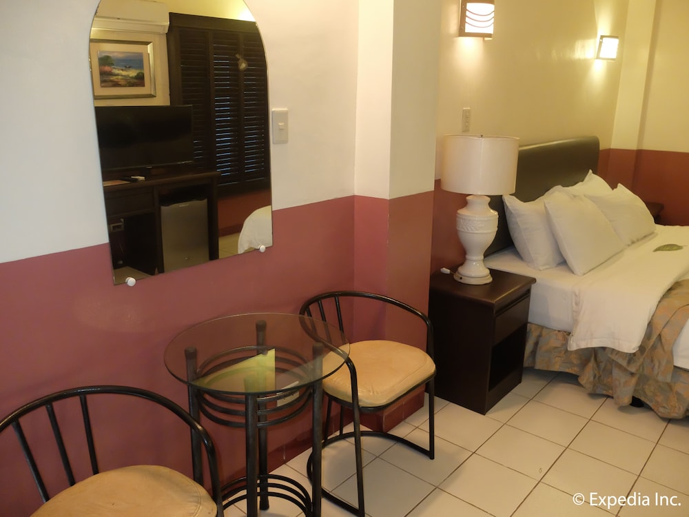 Dm Residente Hotel 21/50