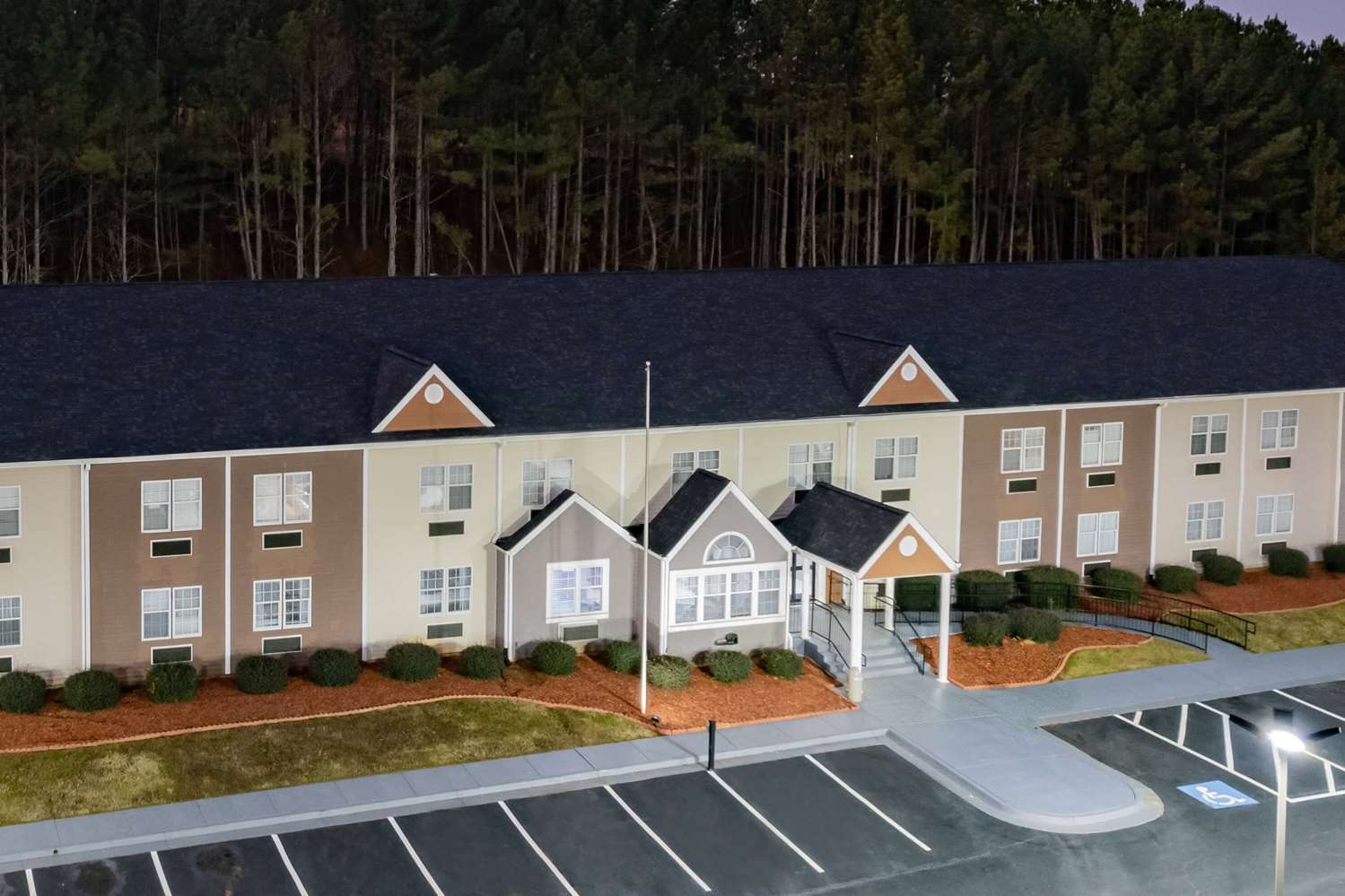 Microtel Inn & Suites by Wyndham Athens 41/45
