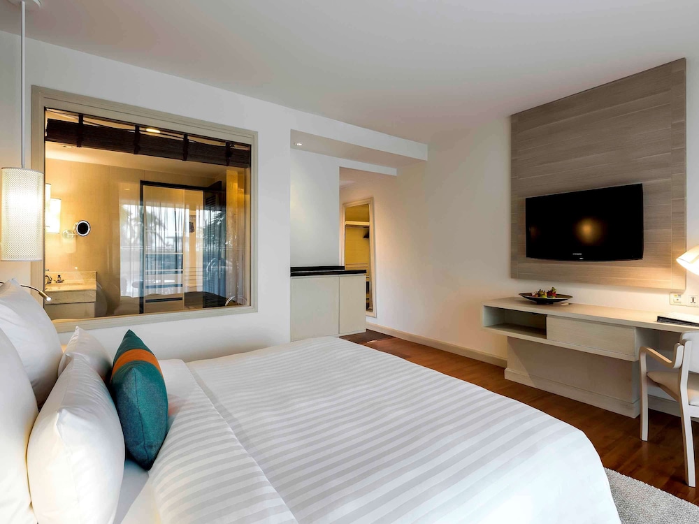 Pullman Phuket Panwa Beach Resort 48/120