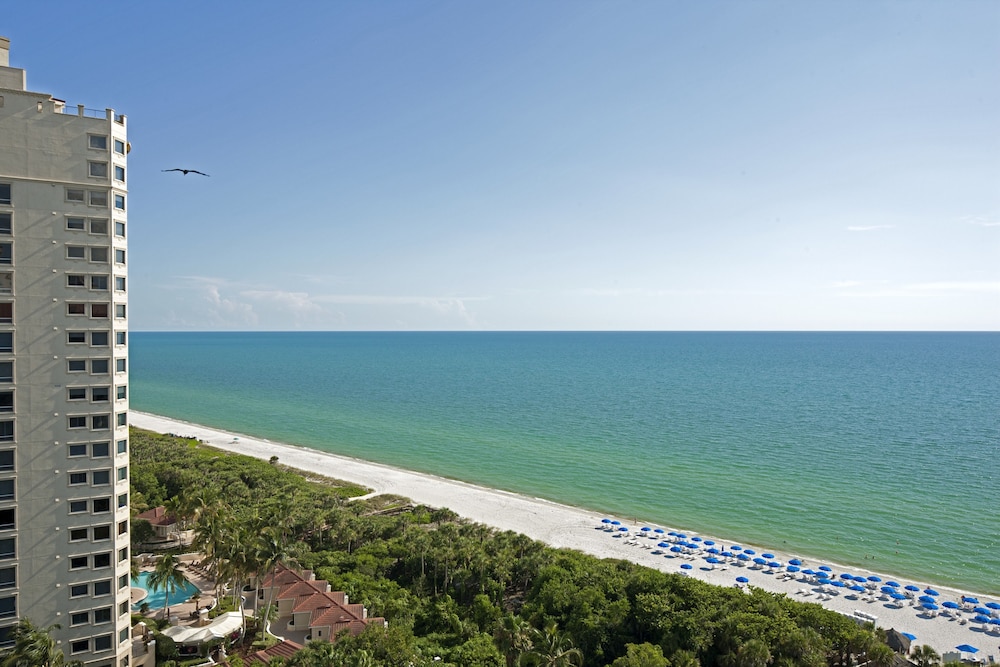 Ritz Carlton Naples 28/64