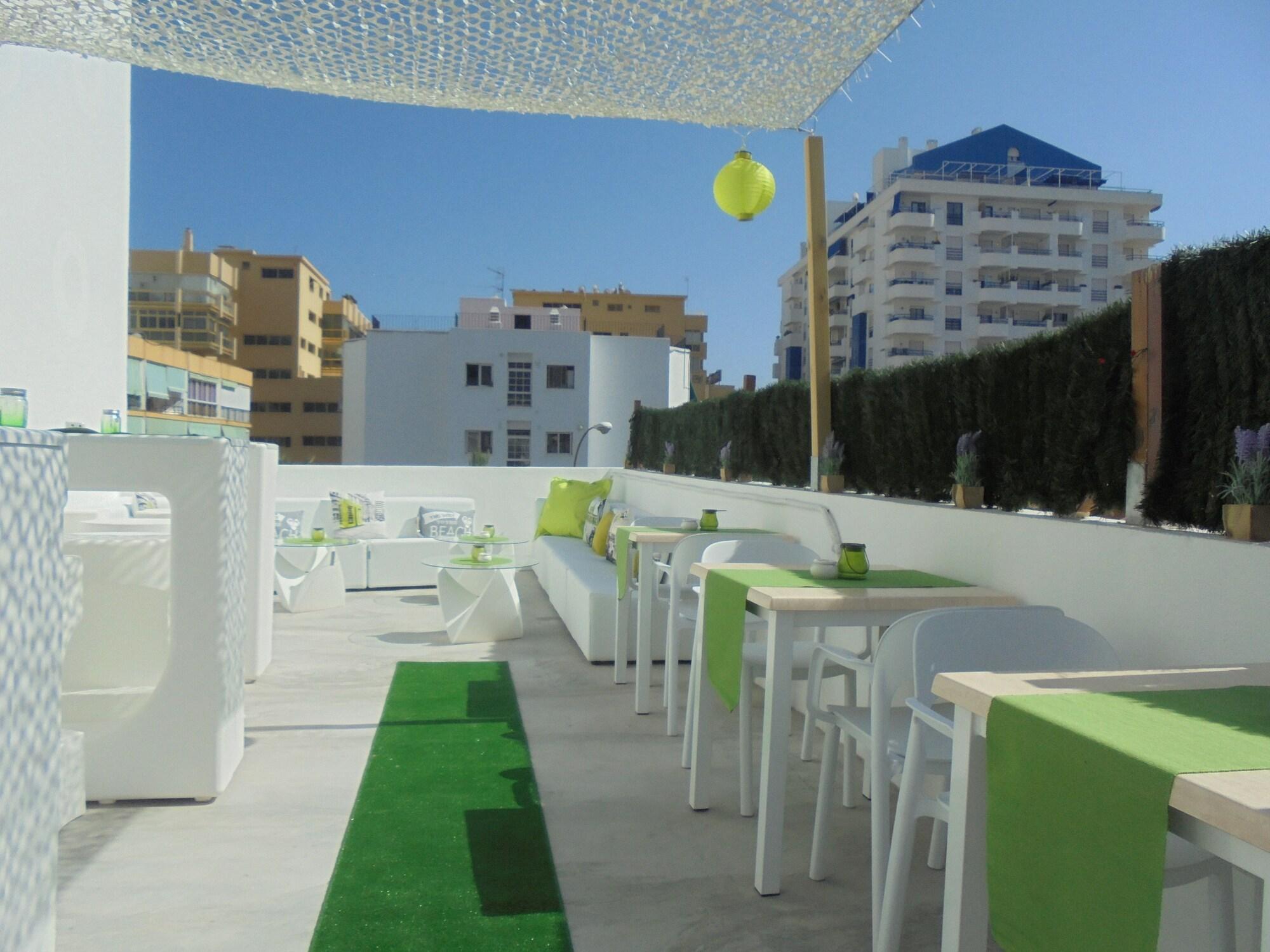 Hostal Tak 45/54