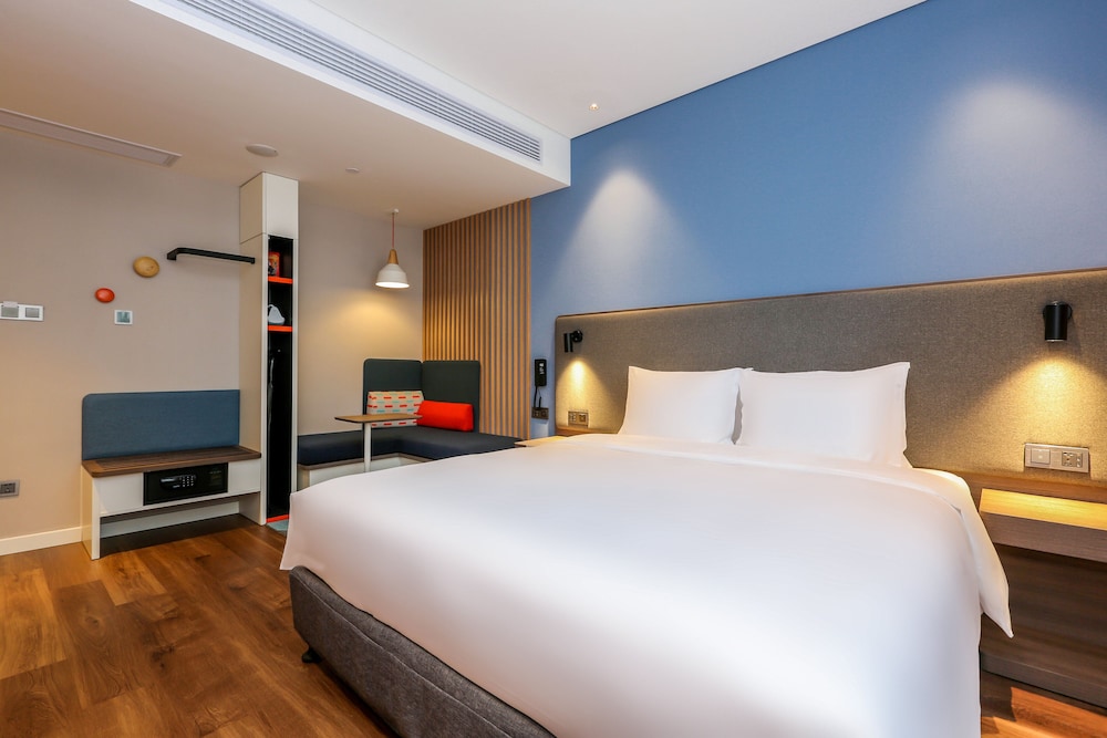 Specialty, Single Bed
