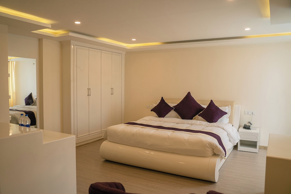 Hotel Black Diamond 16/39