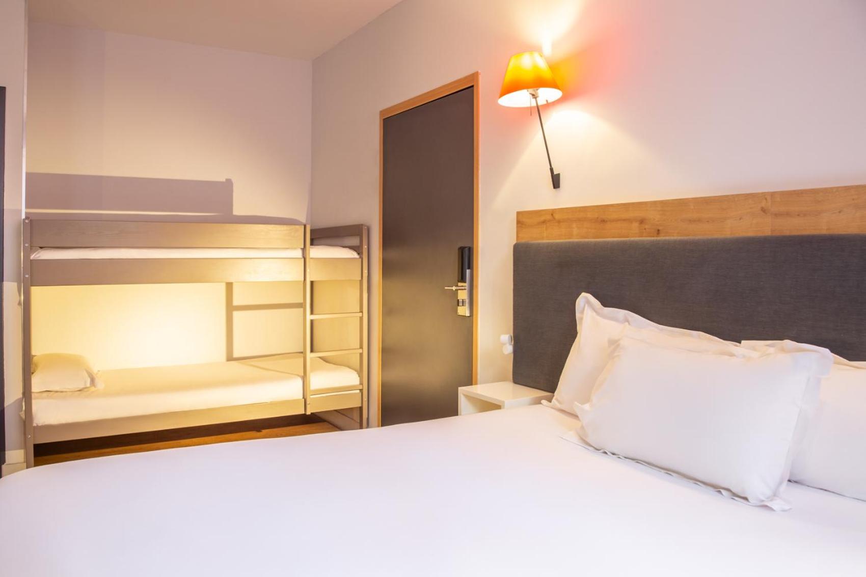 Famliy room 4 pax، Maison Montgrand Marseille Vieux Port 4/6