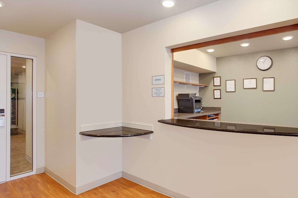 WoodSpring Suites Chesapeake-Norfolk Greenbrier 9/50