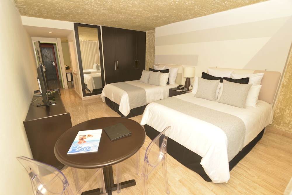 Oh! Cancun The Urban Oasis & Beach Club 19/59