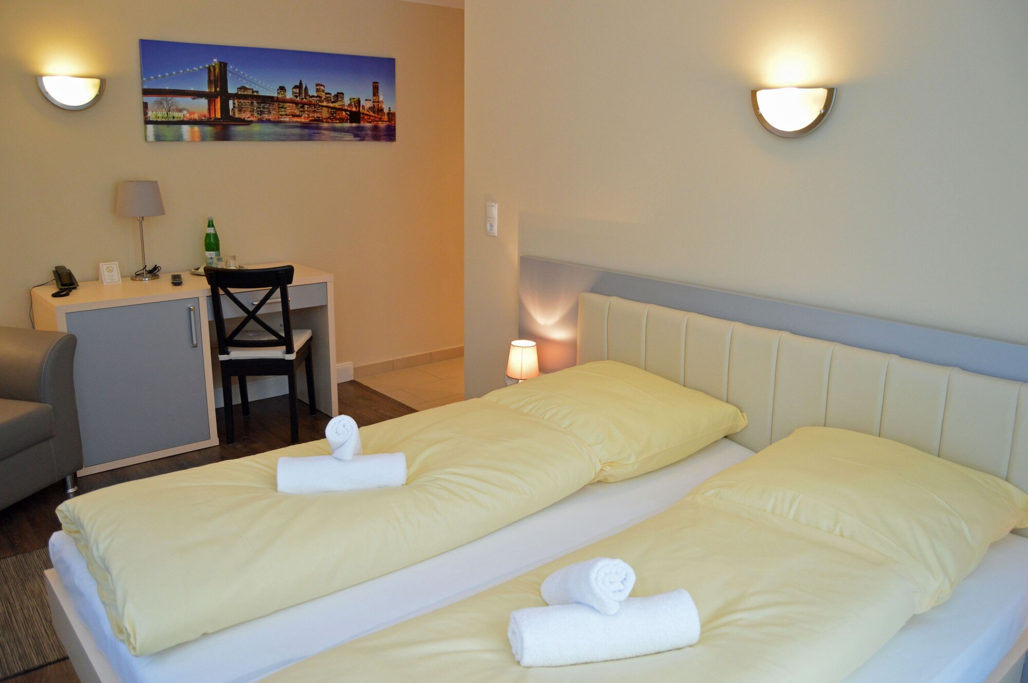 COMFORT, DOUBLE BED