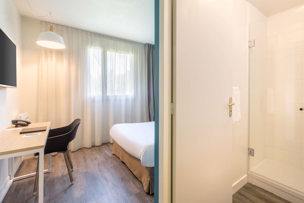 Best Western Armor Park Dinan 10/32
