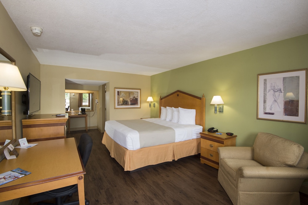 Rodeway Inn Hot Springs National Park Area 17/38