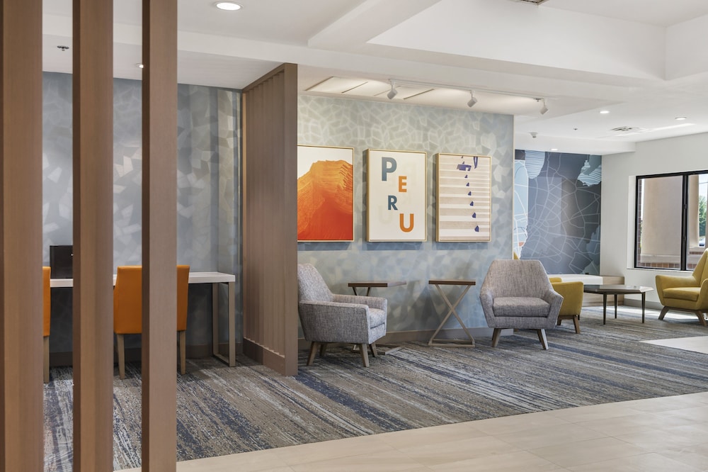 Holiday Inn Express Hotel & Suites Peru - Lasalle Area 49/66
