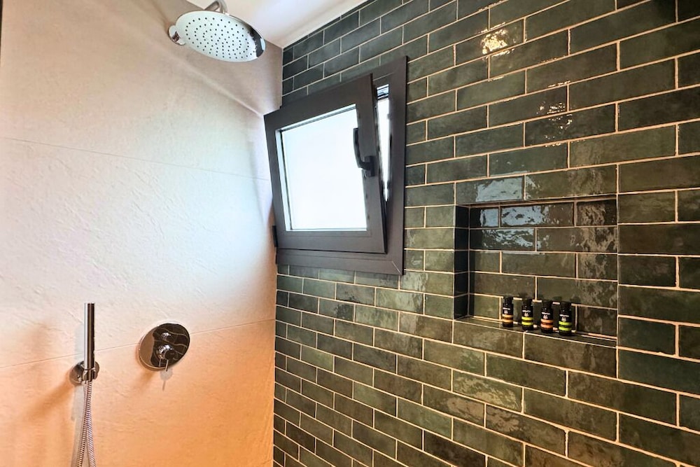 Hypnos Boutique Hotel 50/50