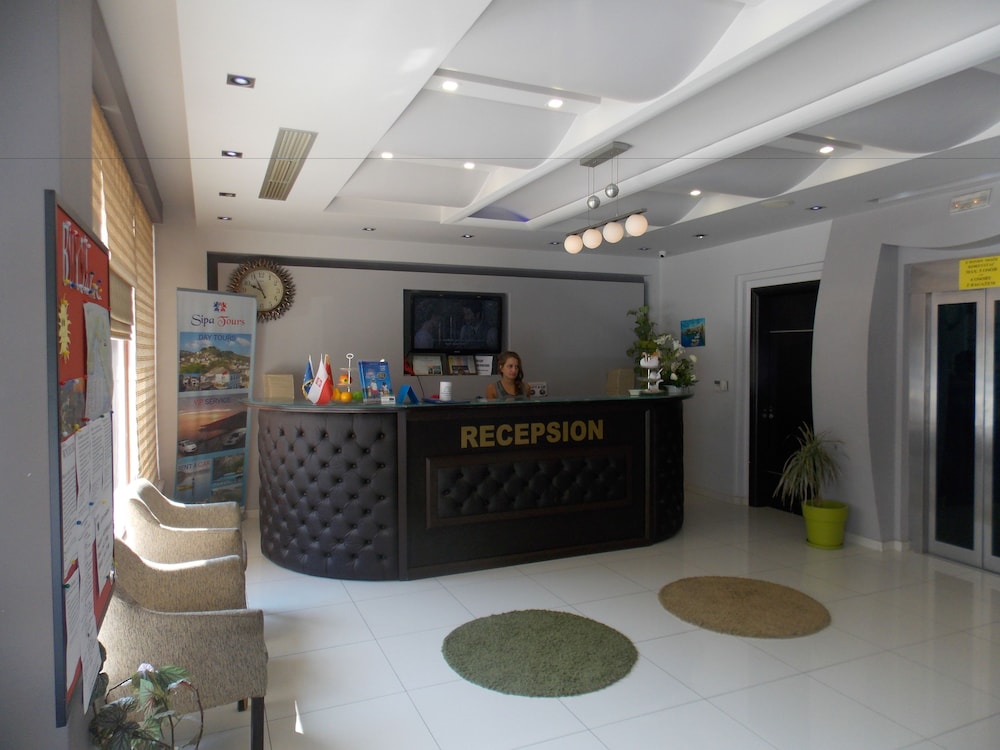 Mediterrane Hotel Sarande 8/51