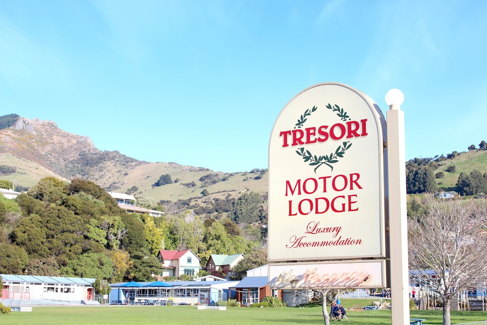 Tresori Motor Lodge 1/48