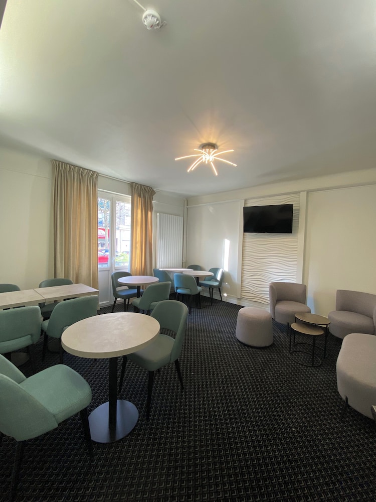 Hotel Du Chateau 23/38