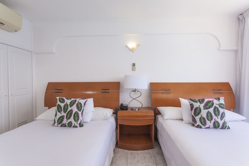 Coral Princess Hotel & Dive Resort 53/78