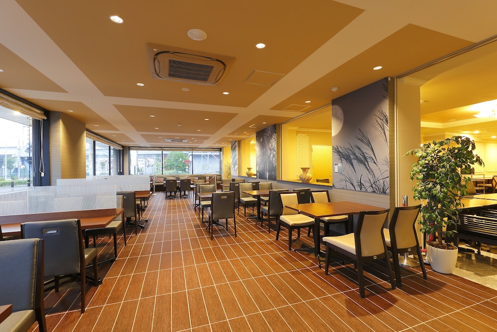 Spring Sunny Hotel Nagoya Tokoname 57/75