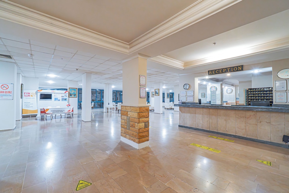 Pineta Club Hotel 6/50