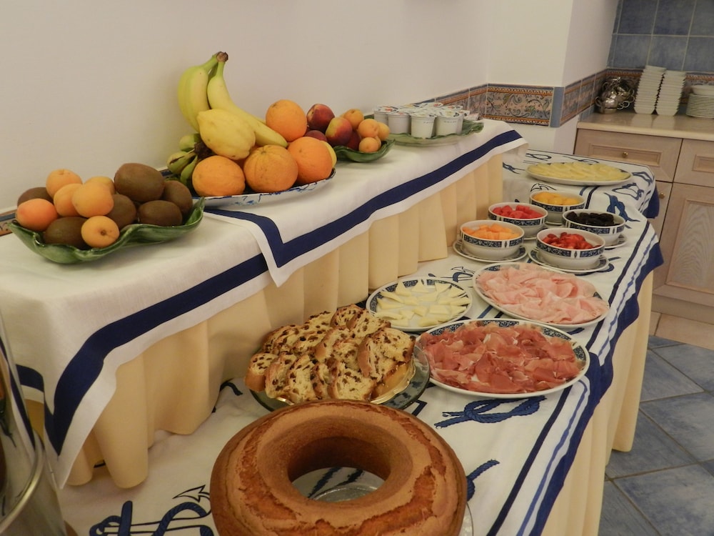Hotel Punta Mesco 8/27