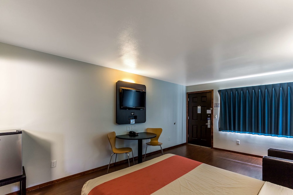 Motel6 Missoula MT - University 39/60