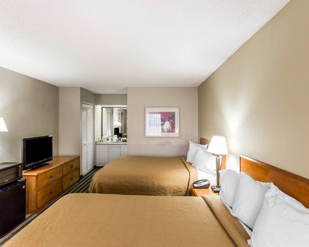 Quality Inn At the Mall - Valdosta 28/40