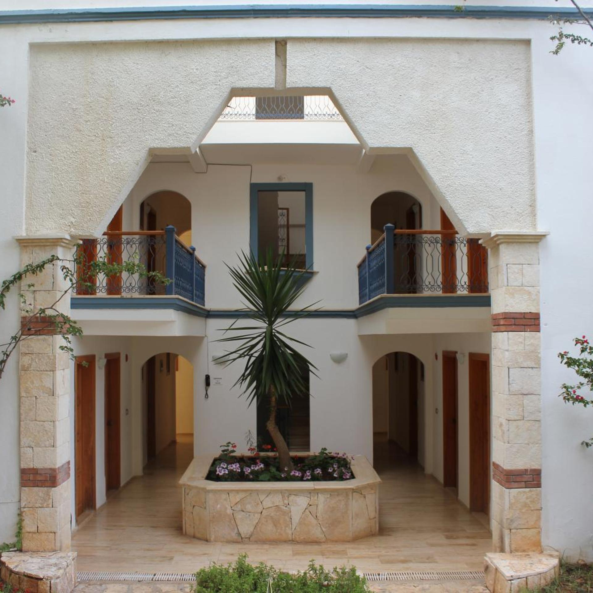 Korsan Ada Hotel 3/58