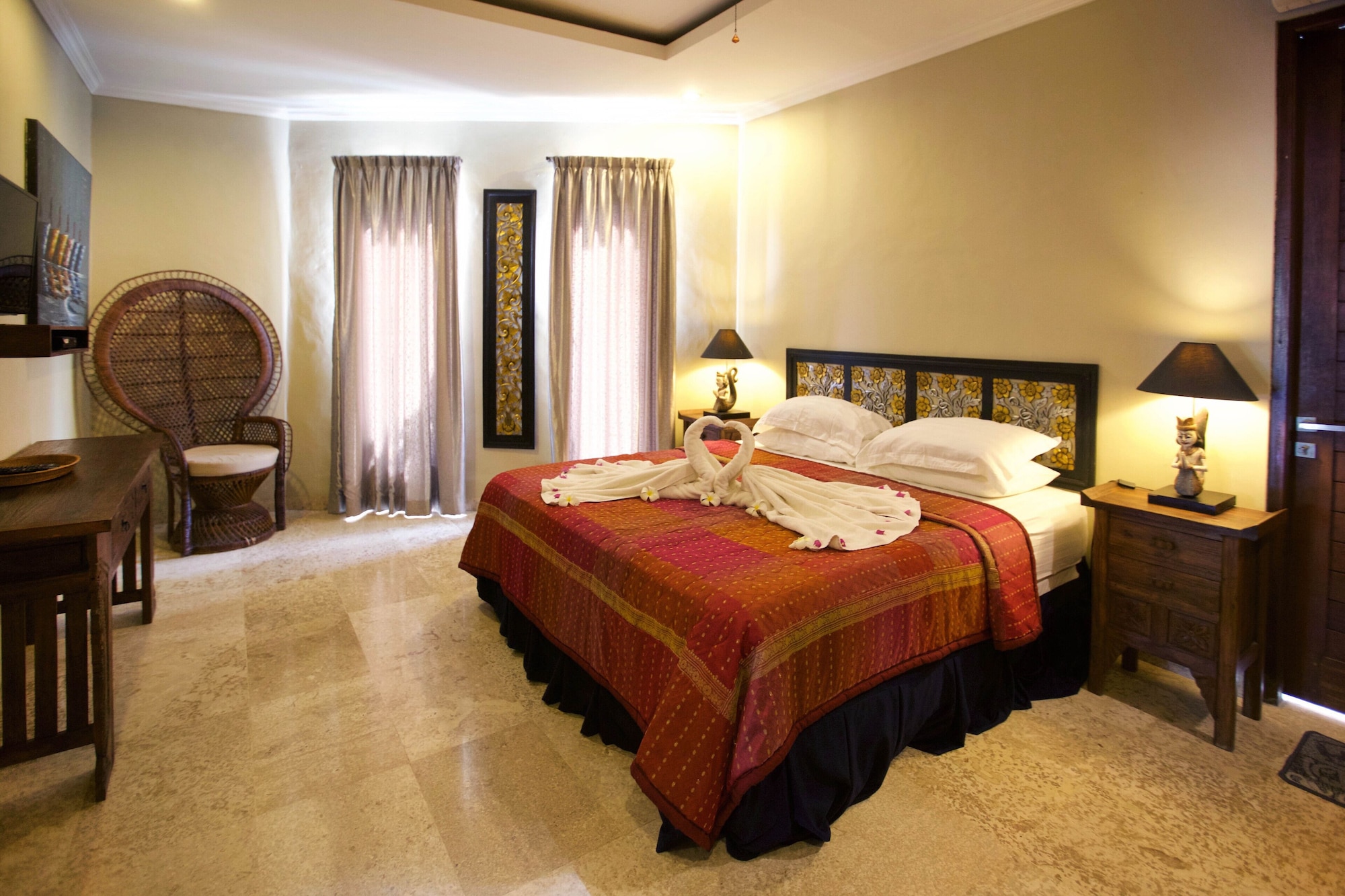 2 BEDROOMS, APARTMENT