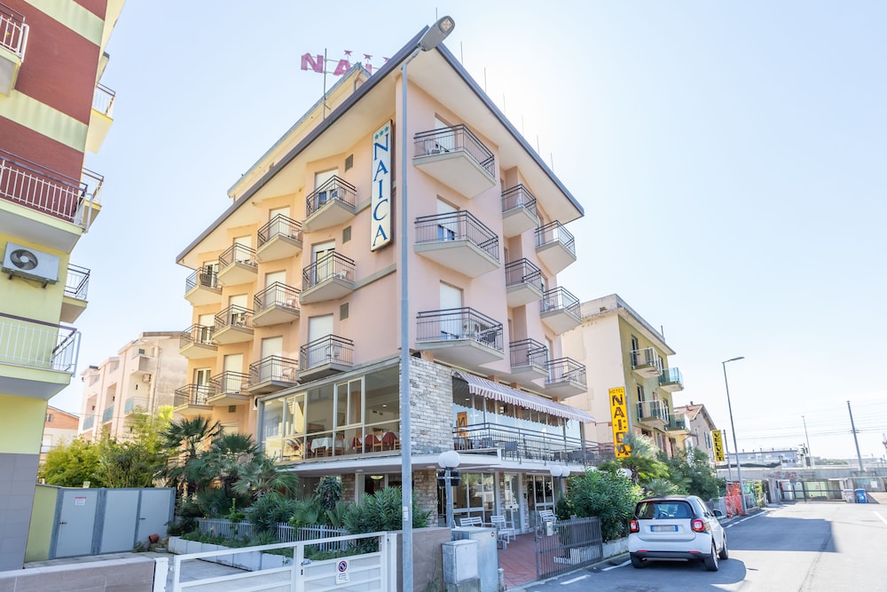 Hotel Naica 2/42
