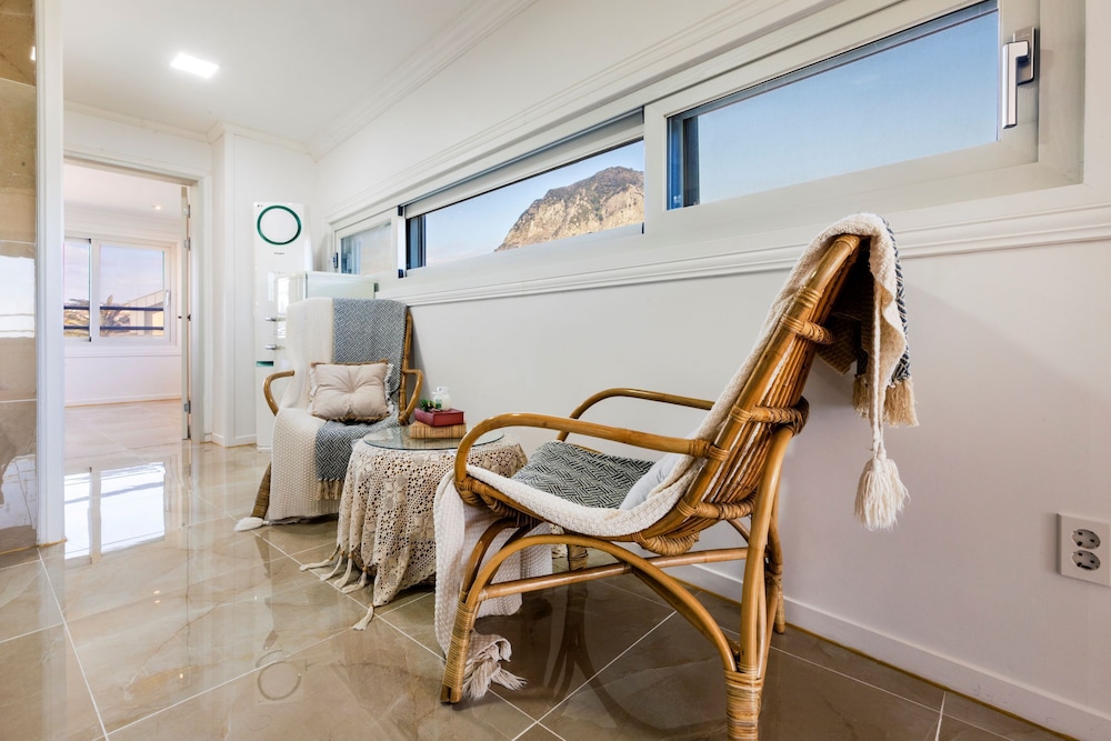 Sun And Moon Resort 74/100