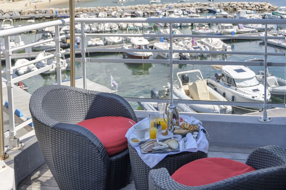 Hotel Le Golfe 50/65