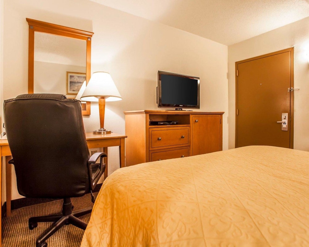 Rodeway Inn Point Pleasant Beach 19/36